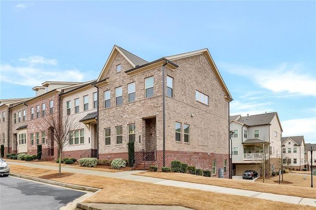 270 Commons Avenue, Woodstock, GA 30188