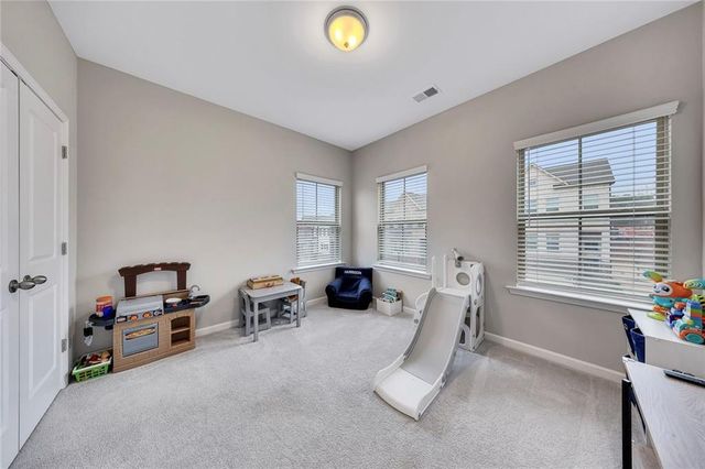 270 Commons Avenue, Woodstock, GA 30188