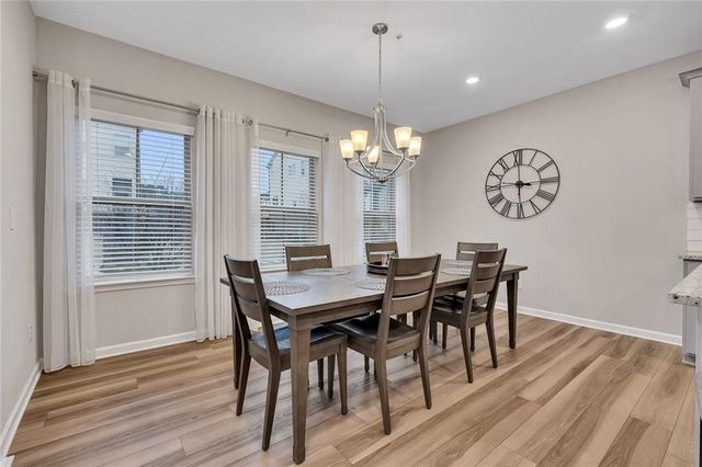 270 Commons Avenue, Woodstock, GA 30188