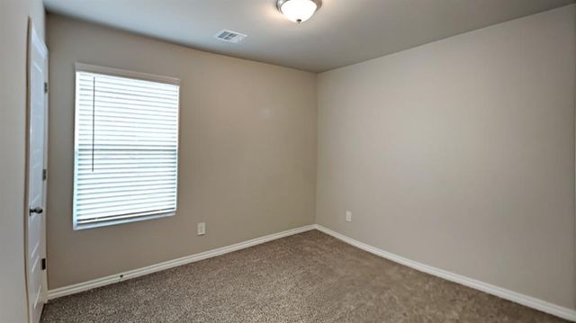 4304 Colt Drive, Mustang, OK 73064