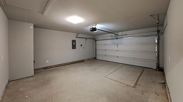 4304 Colt Drive, Mustang, OK 73064