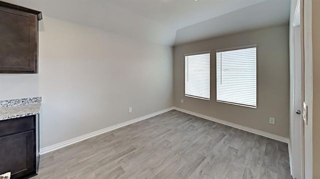 4304 Colt Drive, Mustang, OK 73064