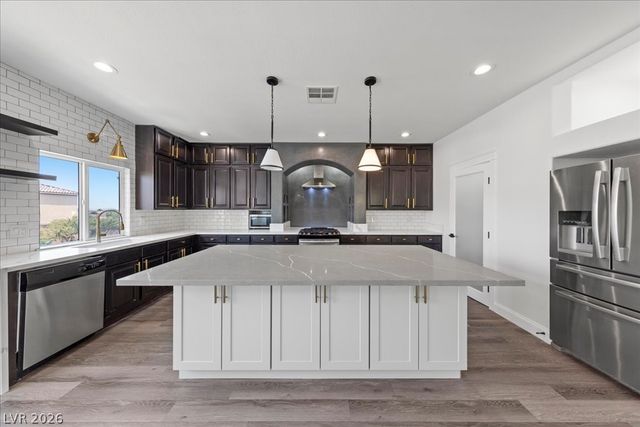 6050 Belvedere Canyon Avenue, Las Vegas, NV 89139
