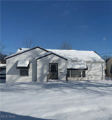 3981 Wendy Drive, Cleveland, OH 44122