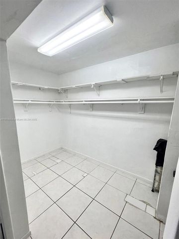 18900 NE 3rd Ct 531, Miami, FL 33179