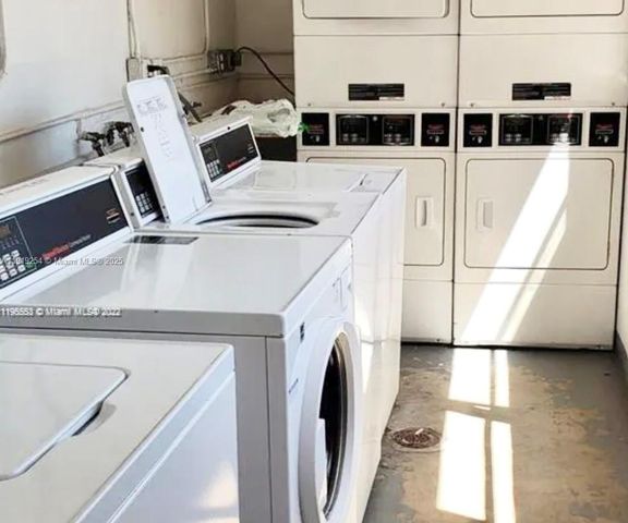 18900 NE 3rd Ct 531, Miami, FL 33179