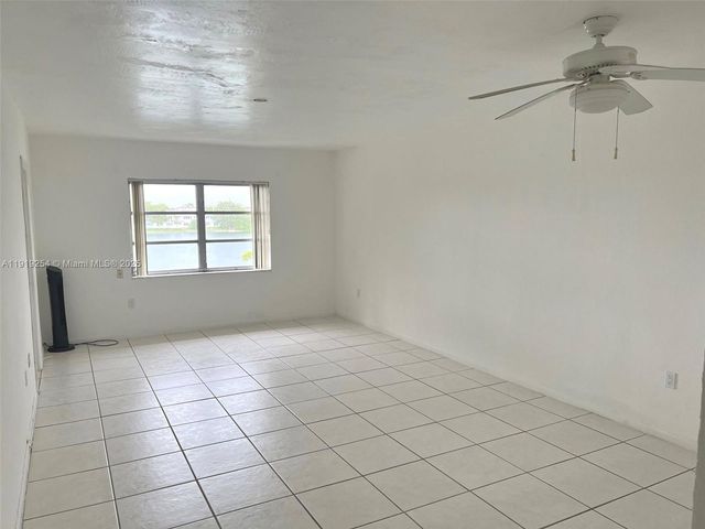 18900 NE 3rd Ct 531, Miami, FL 33179