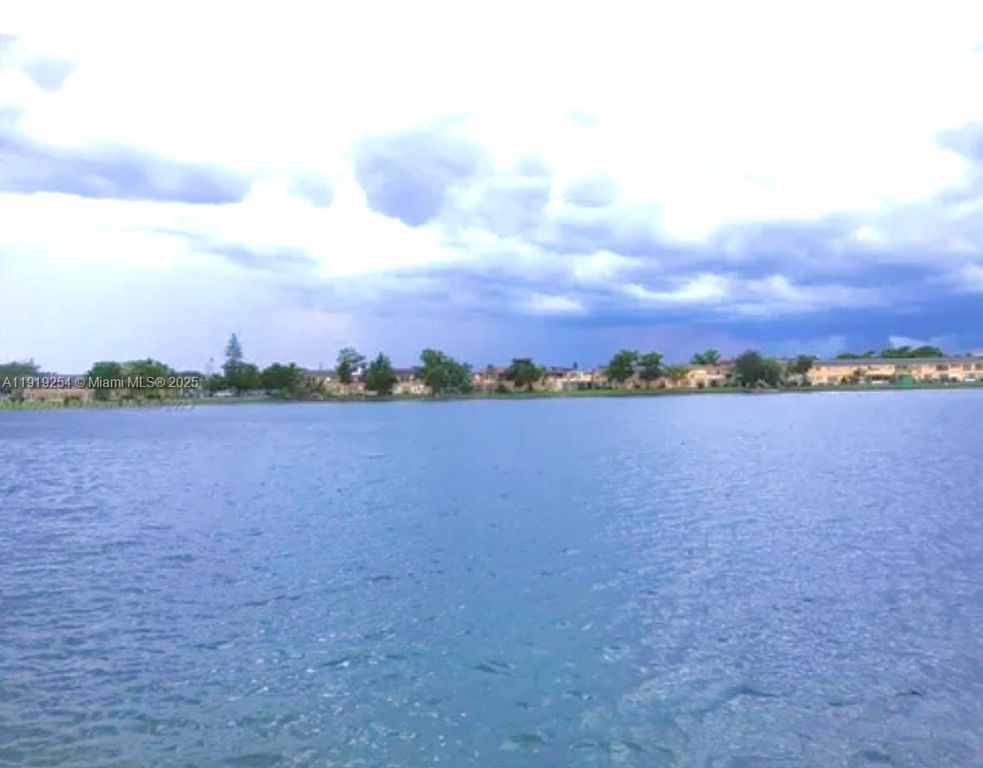 18900 NE 3rd Ct 531, Miami, FL 33179