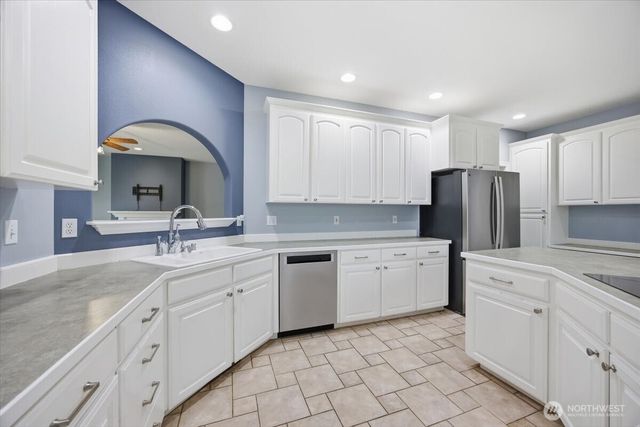 1107 SE Harvest Drive, College Place, WA 99324