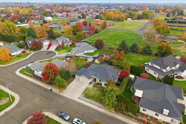 1107 SE Harvest Drive, College Place, WA 99324