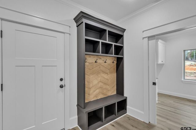 19446 Cedarpark Pl, Lindale, TX 75771