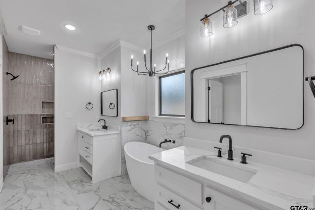 19446 Cedarpark Pl, Lindale, TX 75771