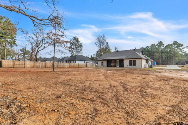 19446 Cedarpark Pl, Lindale, TX 75771