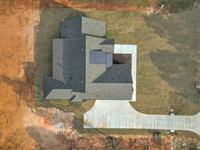 19446 Cedarpark Pl, Lindale, TX 75771