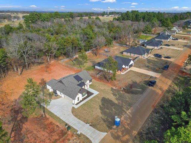 19446 Cedarpark Pl, Lindale, TX 75771