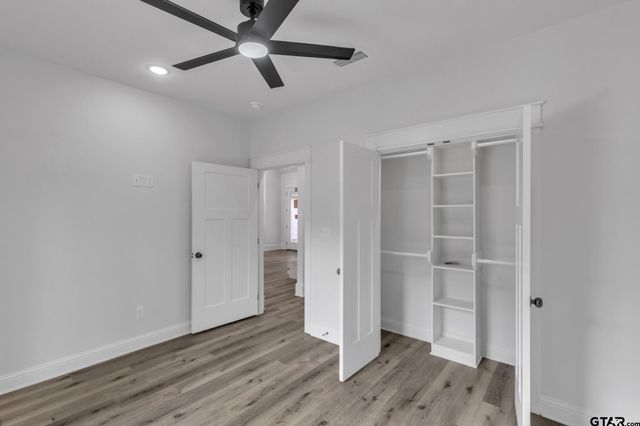 19446 Cedarpark Pl, Lindale, TX 75771