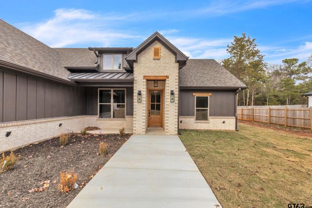 19446 Cedarpark Pl, Lindale, TX 75771