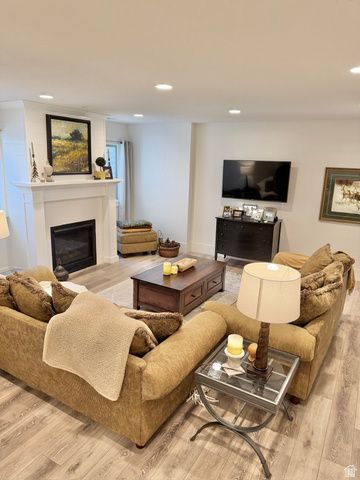 1130 W FAWN DR, Pleasant View, UT 84414