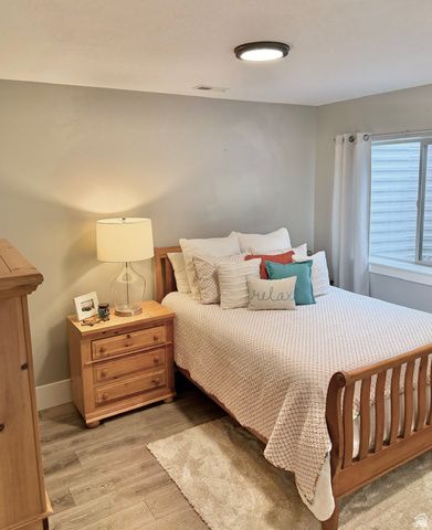 1130 W FAWN DR, Pleasant View, UT 84414