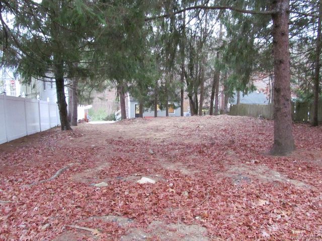 765 Meadow Road, Smithtown, NY 11787