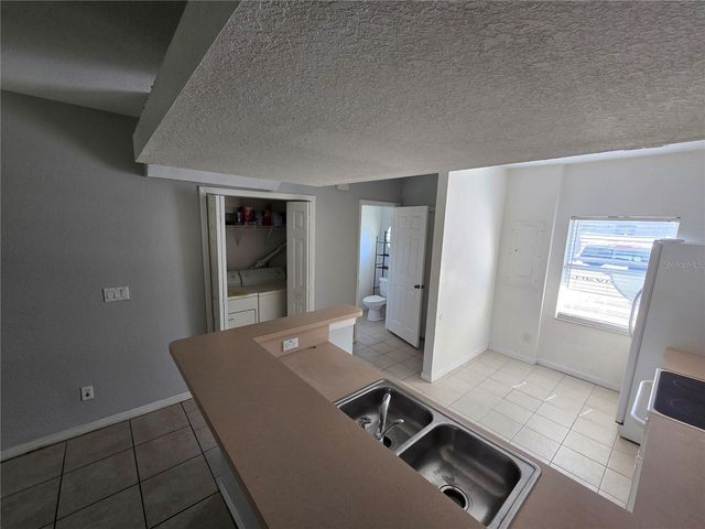 4431 HAR PAUL CIRCLE, Tampa, FL 33614