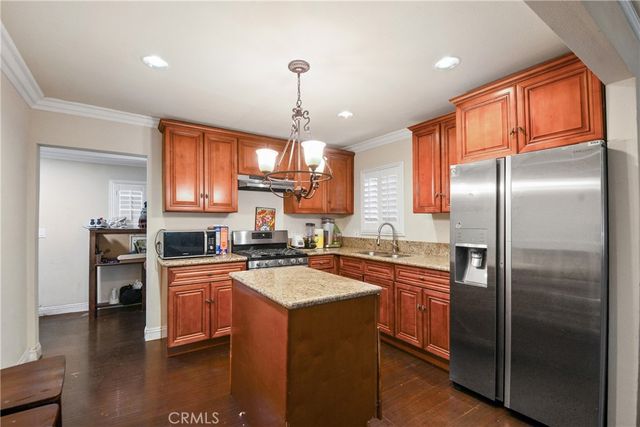 9307 Beach, Los Angeles, CA 90002