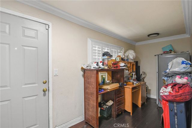 9307 Beach, Los Angeles, CA 90002