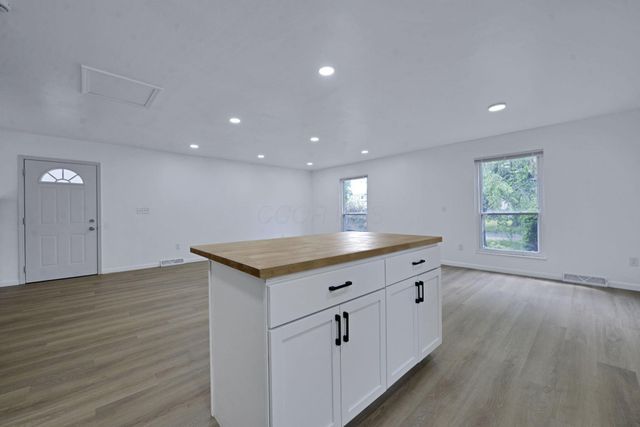 5330 Torchwood Loop W, Columbus, OH 43229