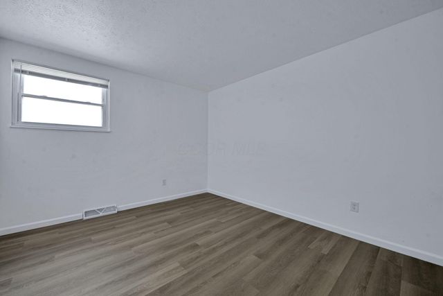 5330 Torchwood Loop W, Columbus, OH 43229