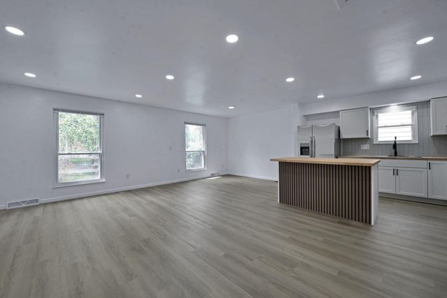 5330 Torchwood Loop W, Columbus, OH 43229