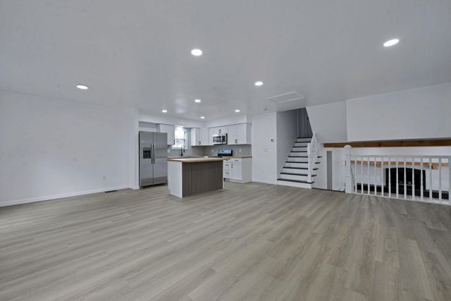 5330 Torchwood Loop W, Columbus, OH 43229