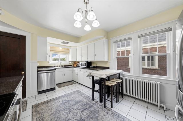 40 Jewett Parkway, Buffalo, NY 14214