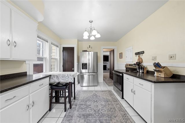 40 Jewett Parkway, Buffalo, NY 14214
