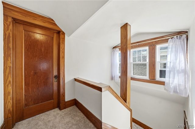 40 Jewett Parkway, Buffalo, NY 14214