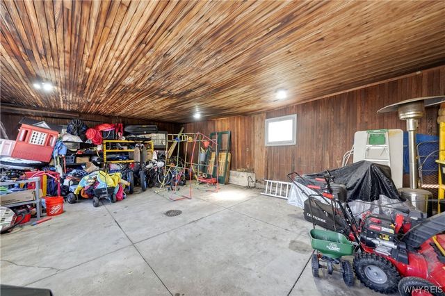 40 Jewett Parkway, Buffalo, NY 14214