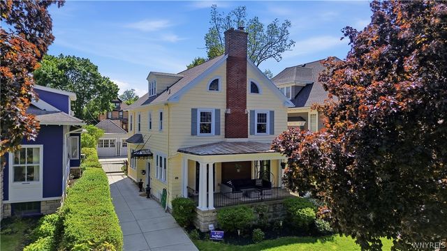 40 Jewett Parkway, Buffalo, NY 14214