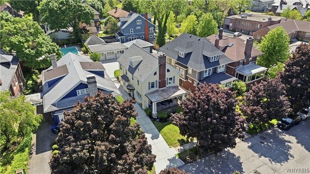 40 Jewett Parkway, Buffalo, NY 14214