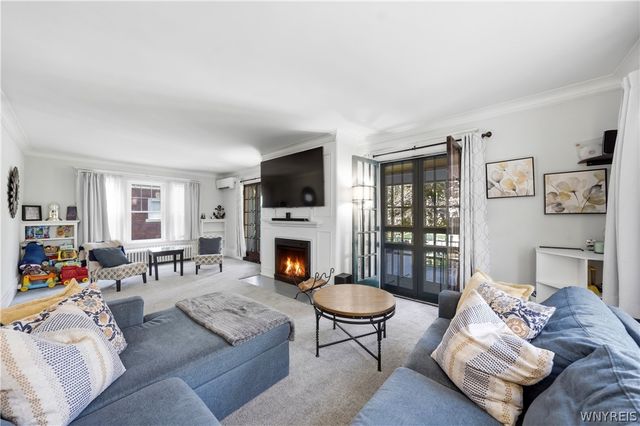 40 Jewett Parkway, Buffalo, NY 14214