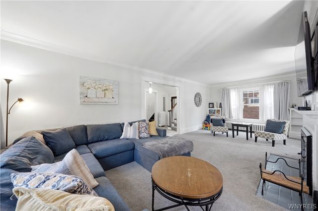 40 Jewett Parkway, Buffalo, NY 14214