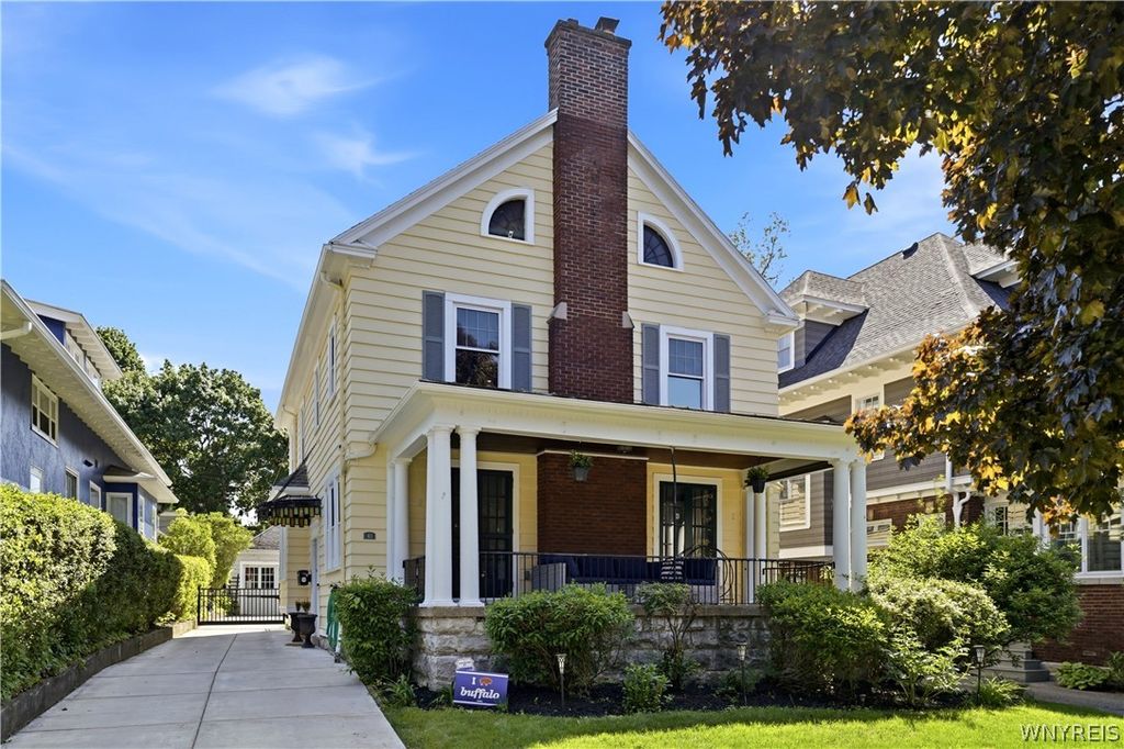 40 Jewett Parkway, Buffalo, NY 14214
