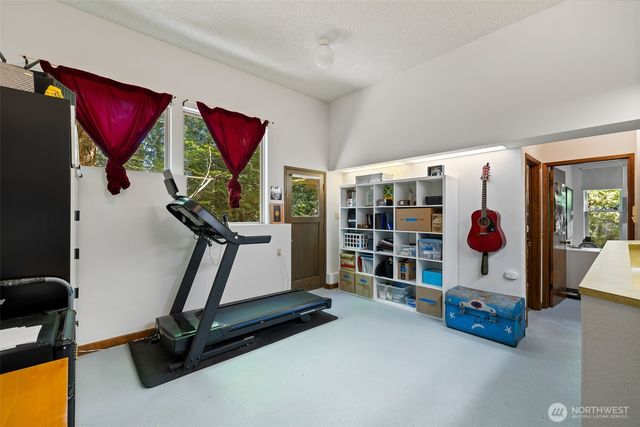 3068 169th Avenue NE, Bellevue, WA 98008