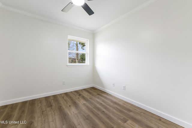 402 Hunter Drive, Ocean Springs, MS 39564