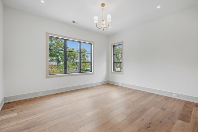 3720 Benham Ave, Nashville, TN 37215