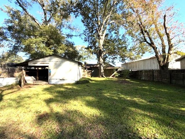 319 3rd Street, Oberlin, LA 70655