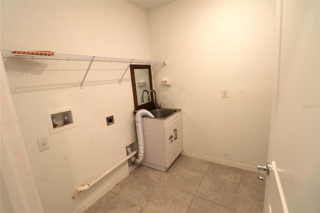 4006 CAPRI COAST DRIVE, Plant City, FL 33565
