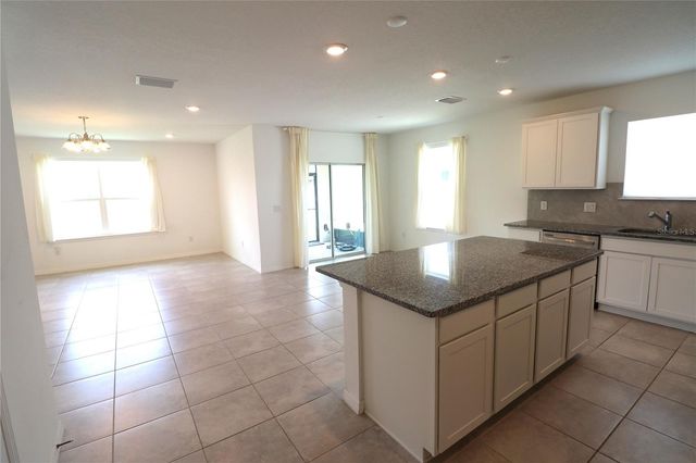 4006 CAPRI COAST DRIVE, Plant City, FL 33565