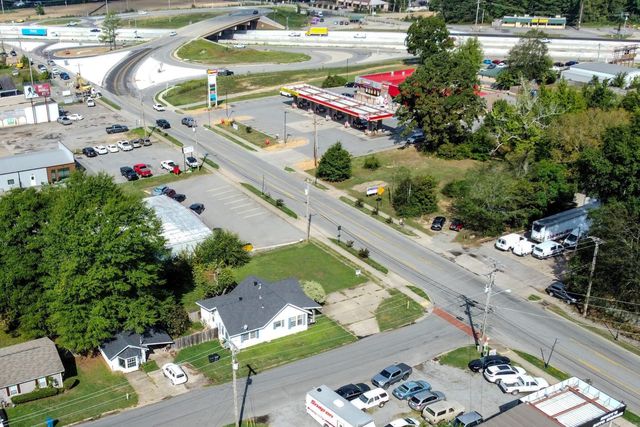 1200 W South Street, Benton, AR 72015