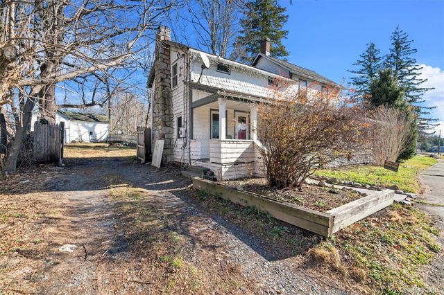 3604 State Route 52, Pine Bush, NY 12566