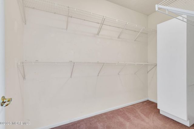 1 Gardenways Court, Lakewood, NJ 08701