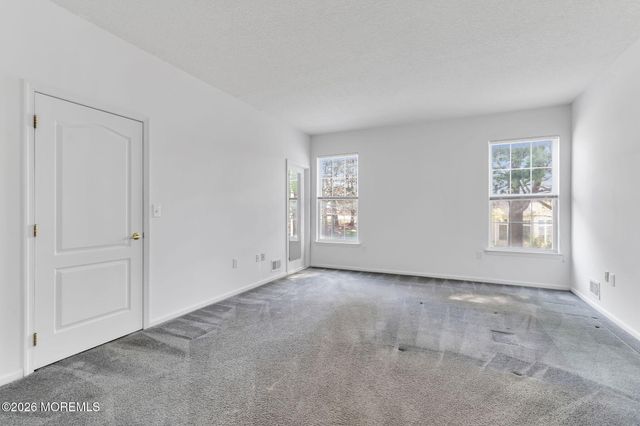 1 Gardenways Court, Lakewood, NJ 08701